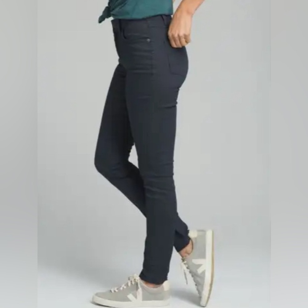 prAna Oday Jean, Midnight Wash, size 10/30 short